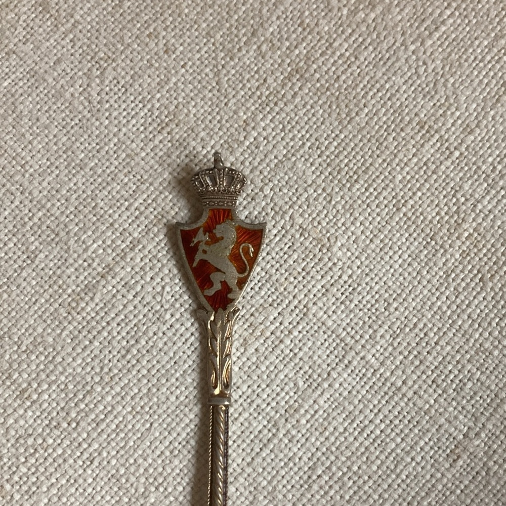 830 silver souvenir spoon enameled flag of Norway - Picture 2 of 3